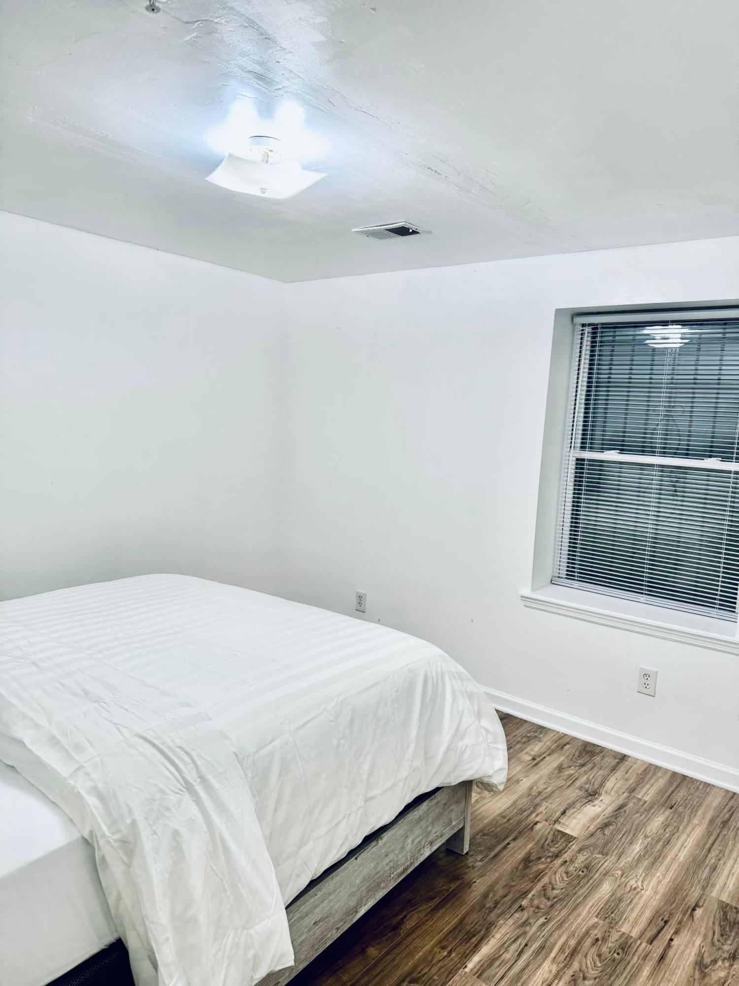 Cozy Evergreen Apartment By Newark Airport Екстериор снимка